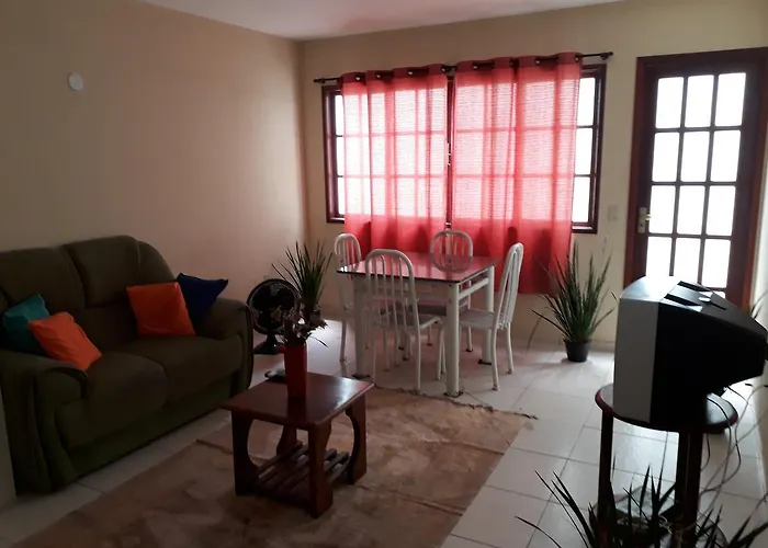 Lindo Apartamento a 2 quadras da praia !!